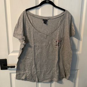 Torrid pocket t arrow design on pocket. Size 0